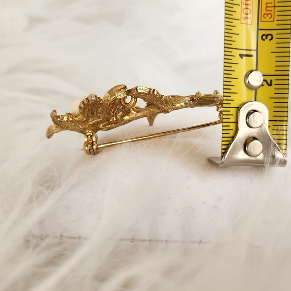 Vintage 2.5" White/Ivory Rose -Gold Plated- Floral Brooch Antique Jewelry - Picture 7 of 7